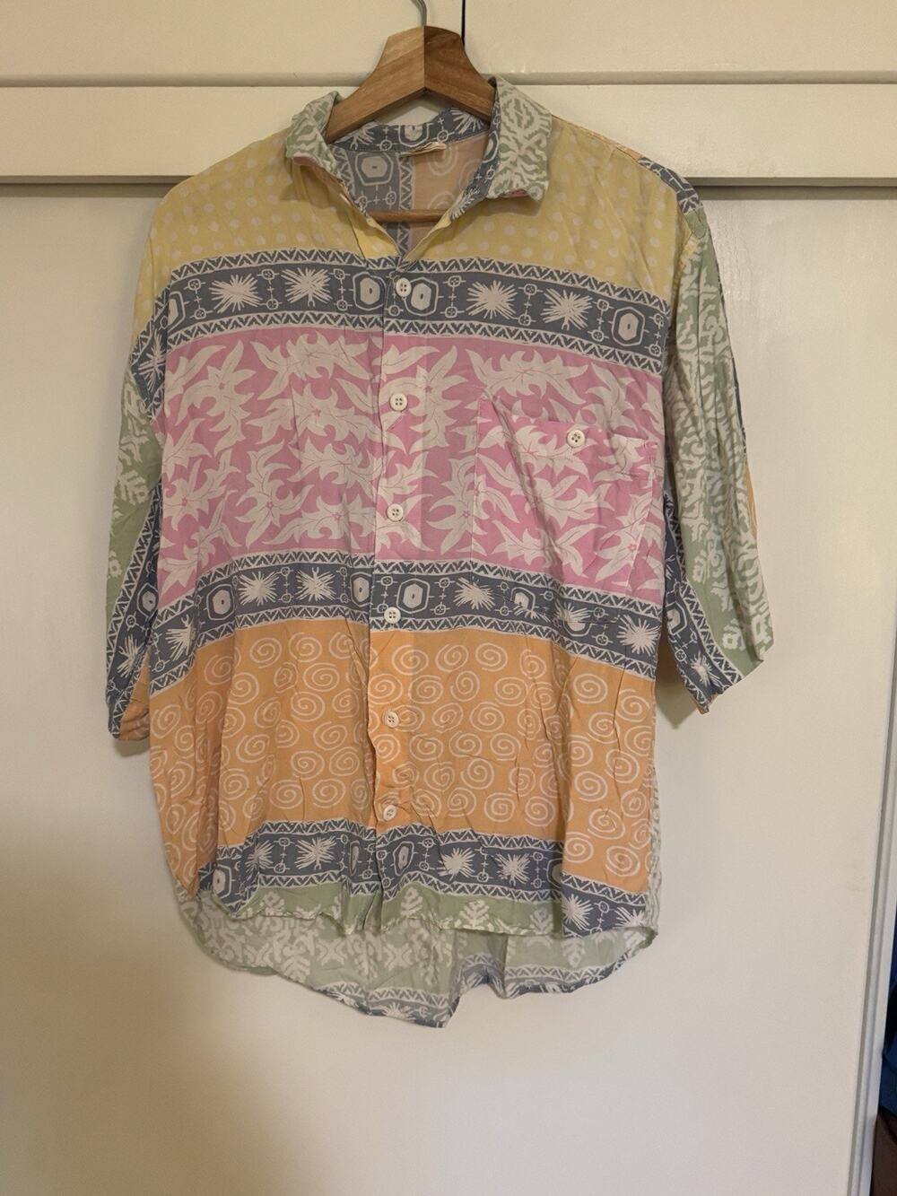 Vintage Bali Chic Pastel Abstract Boho Short Sleeve Shirt